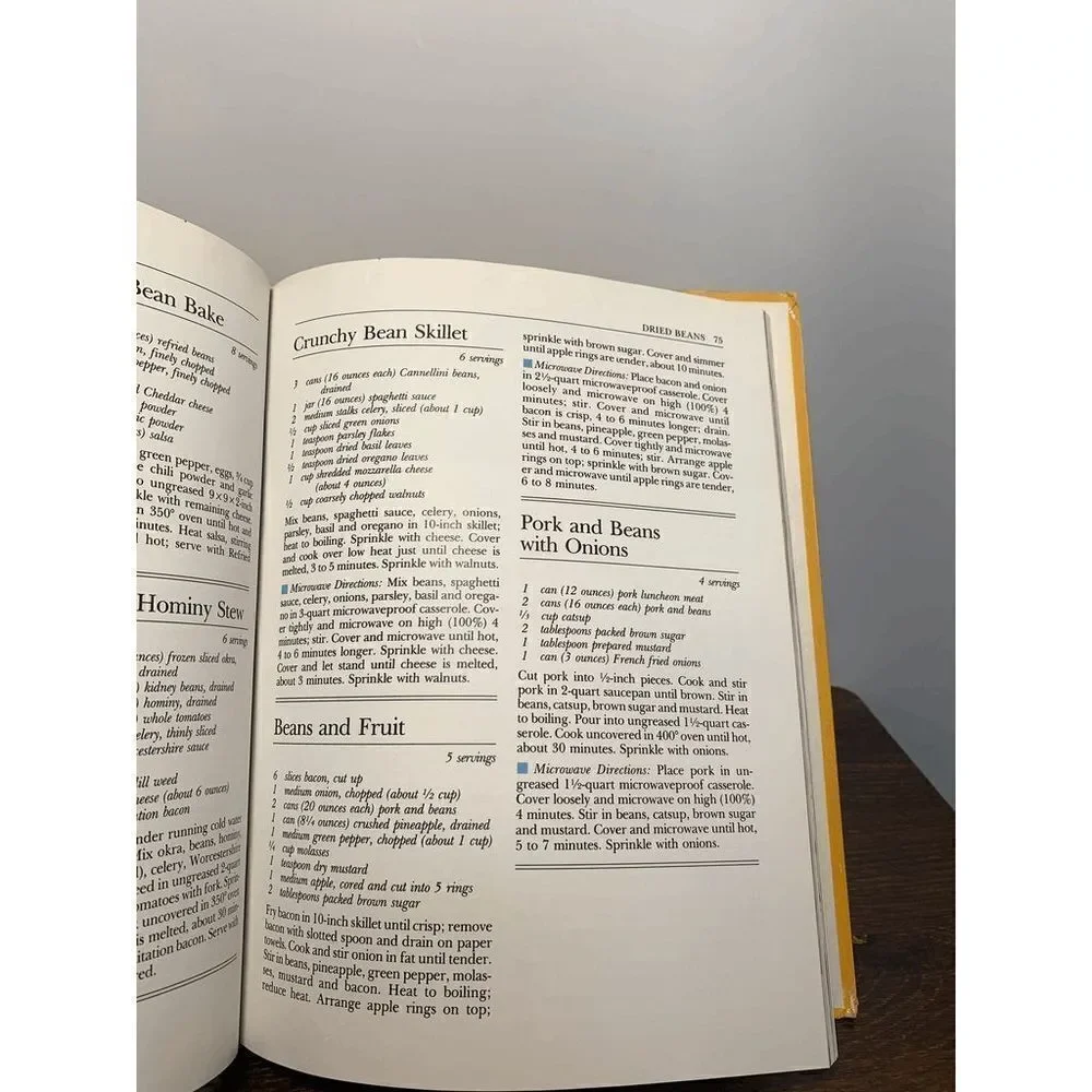 Betty Crocker's Timesaving Cookbook 8x10